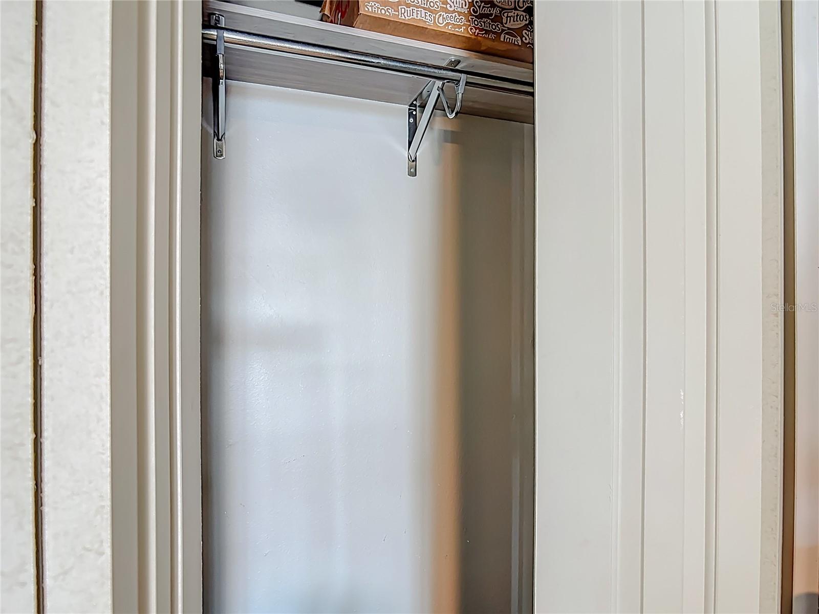 Image 38 of 66 For 2964 Little Court