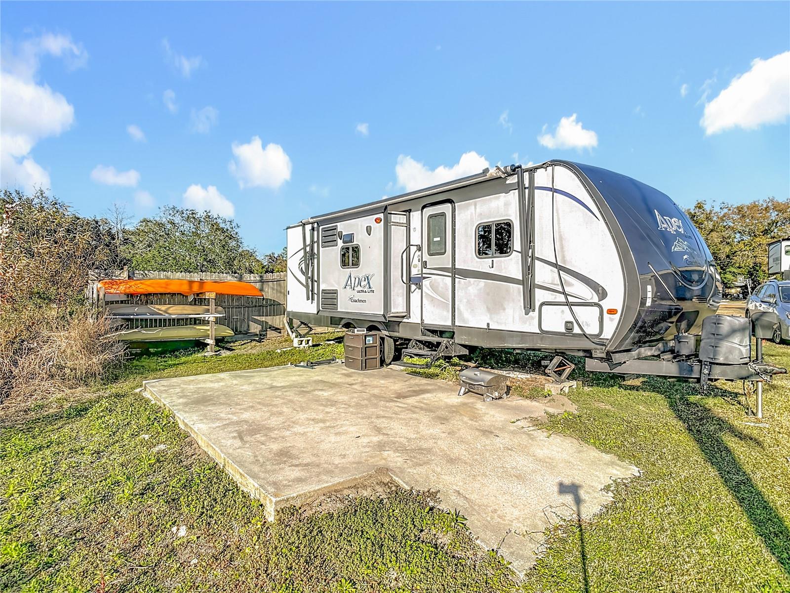 Image 57 of 66 For 2964 Little Court