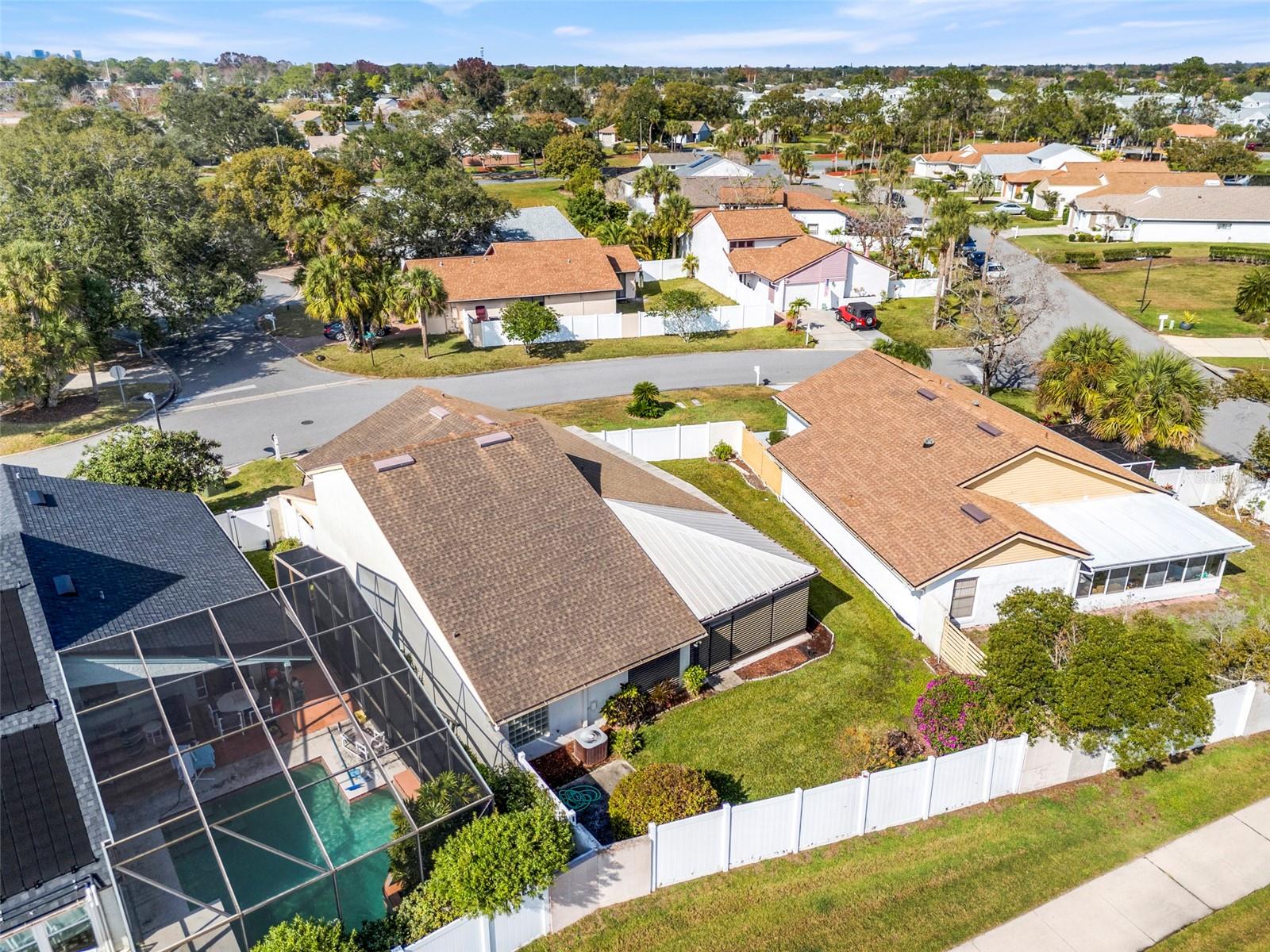 Image 10 of 42 For 2725 Heatherside Avenue