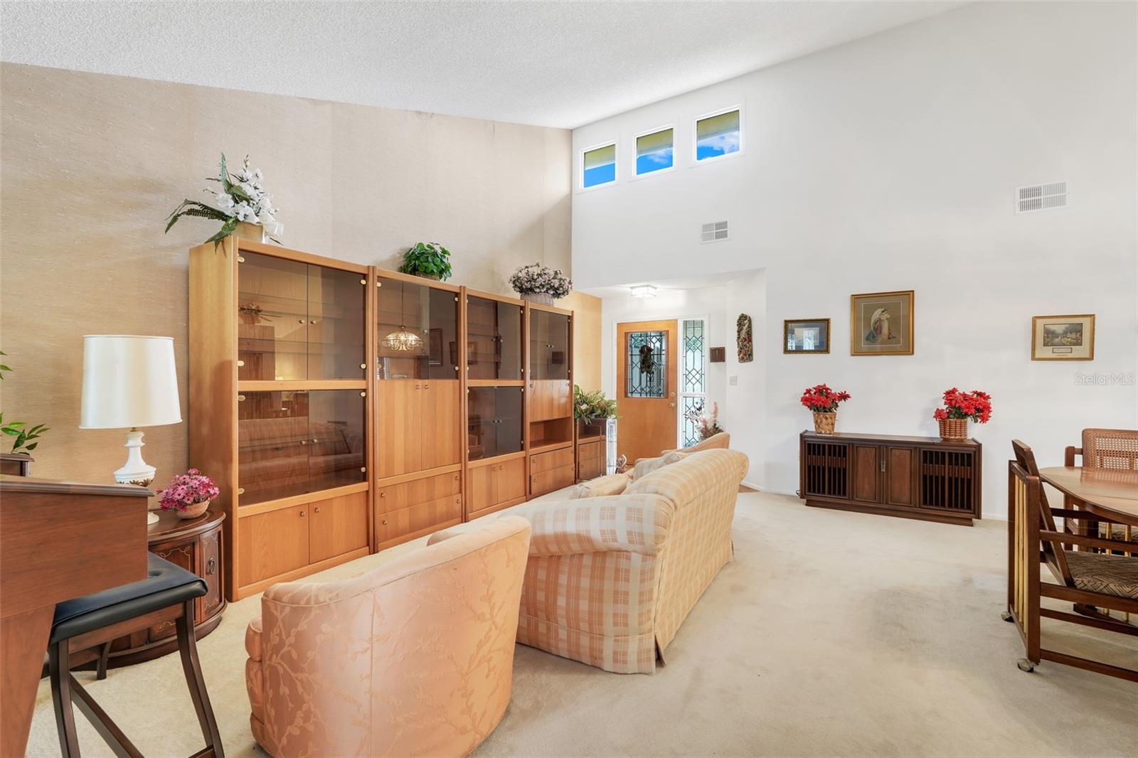 Image 12 of 42 For 2725 Heatherside Avenue