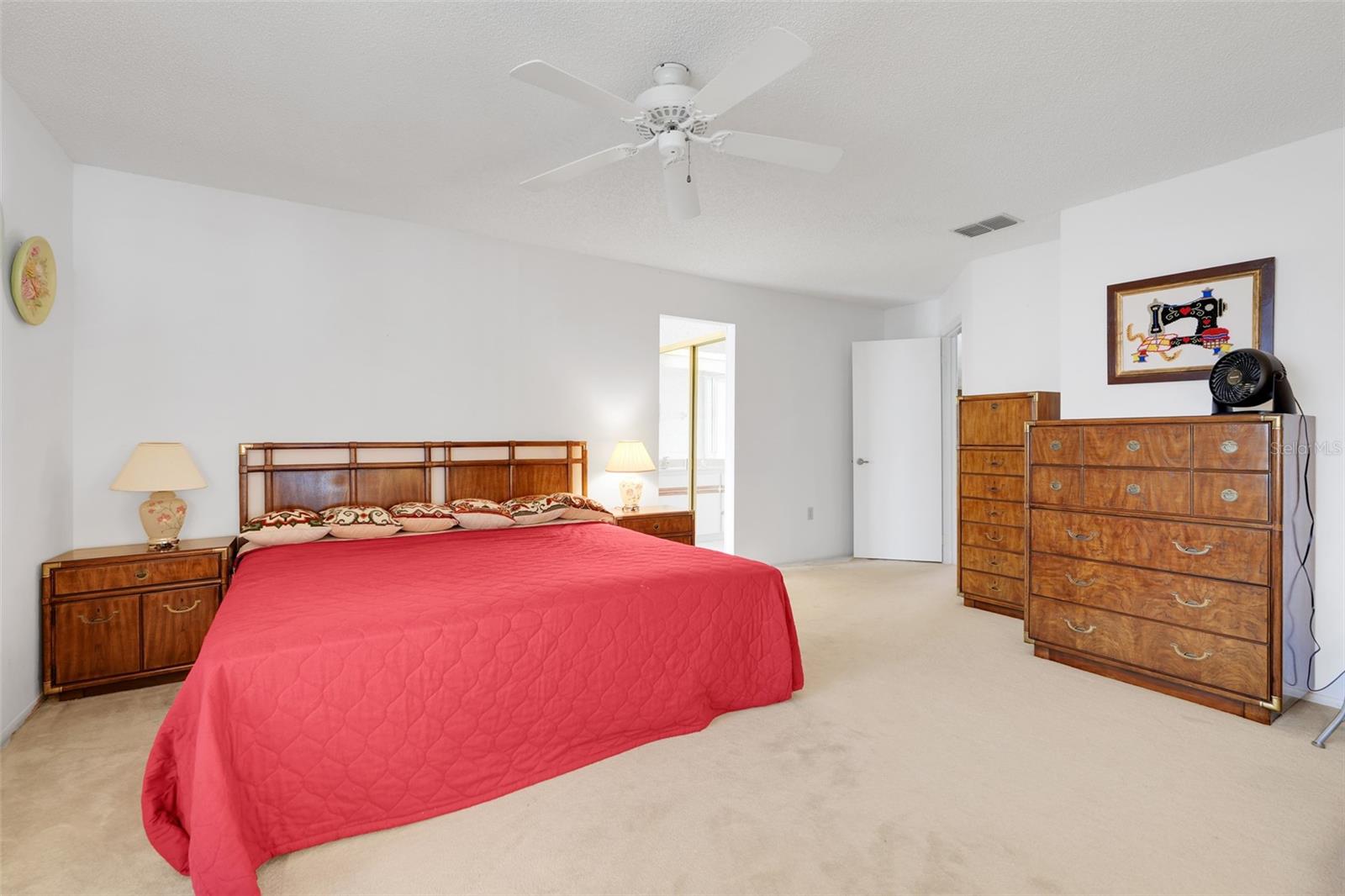 Image 23 of 42 For 2725 Heatherside Avenue