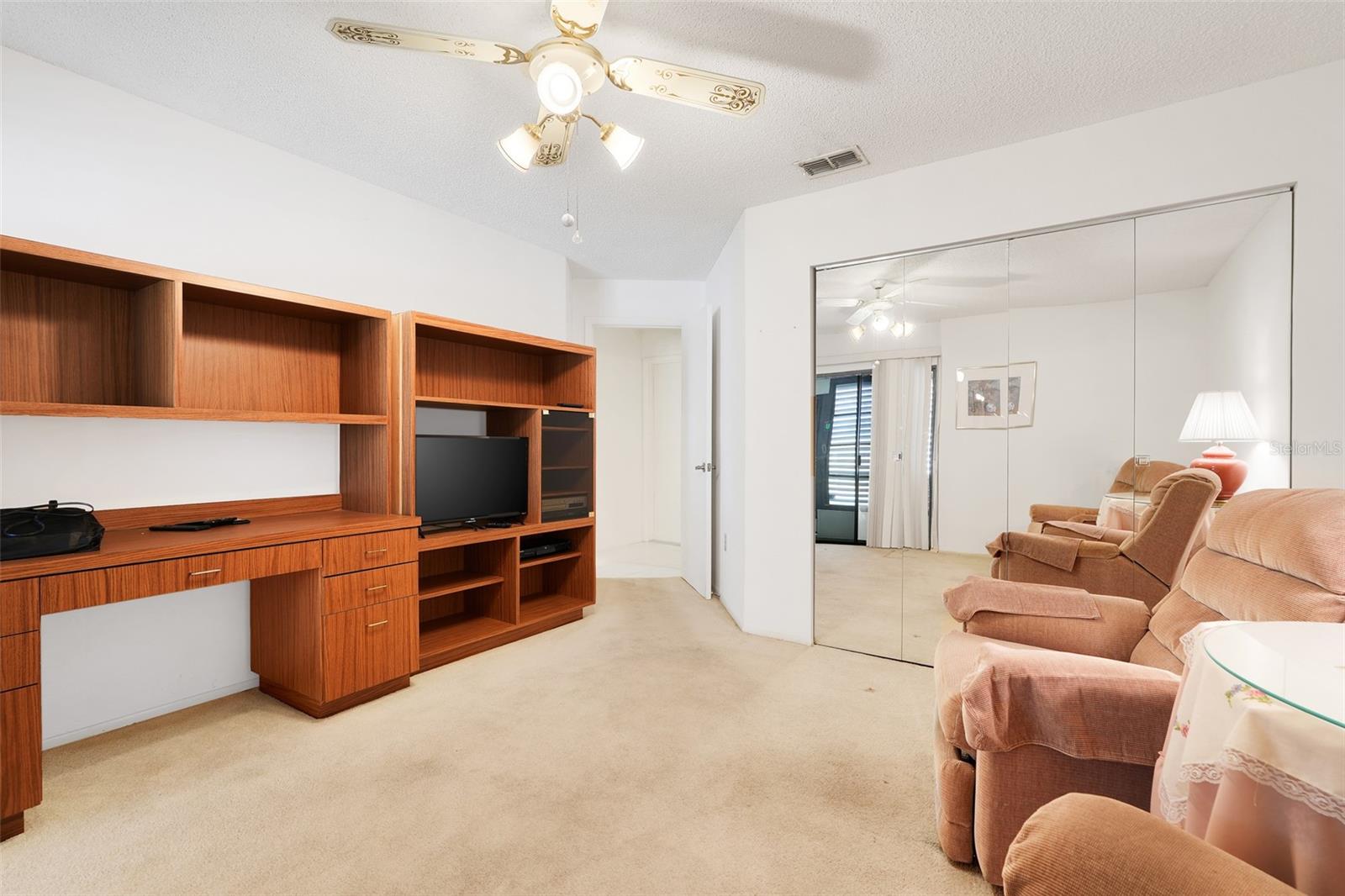 Image 29 of 42 For 2725 Heatherside Avenue