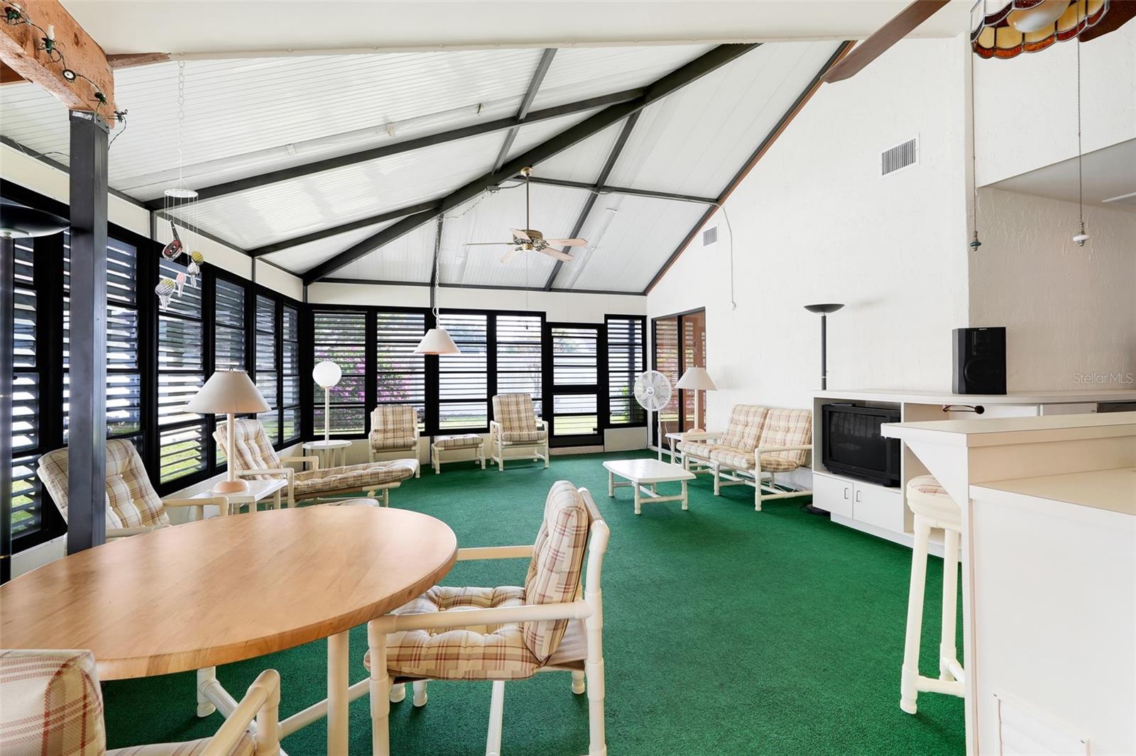 Image 33 of 42 For 2725 Heatherside Avenue