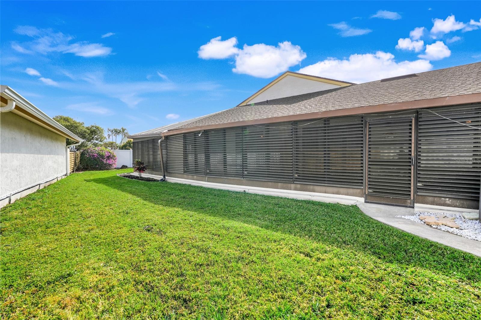 Image 36 of 42 For 2725 Heatherside Avenue