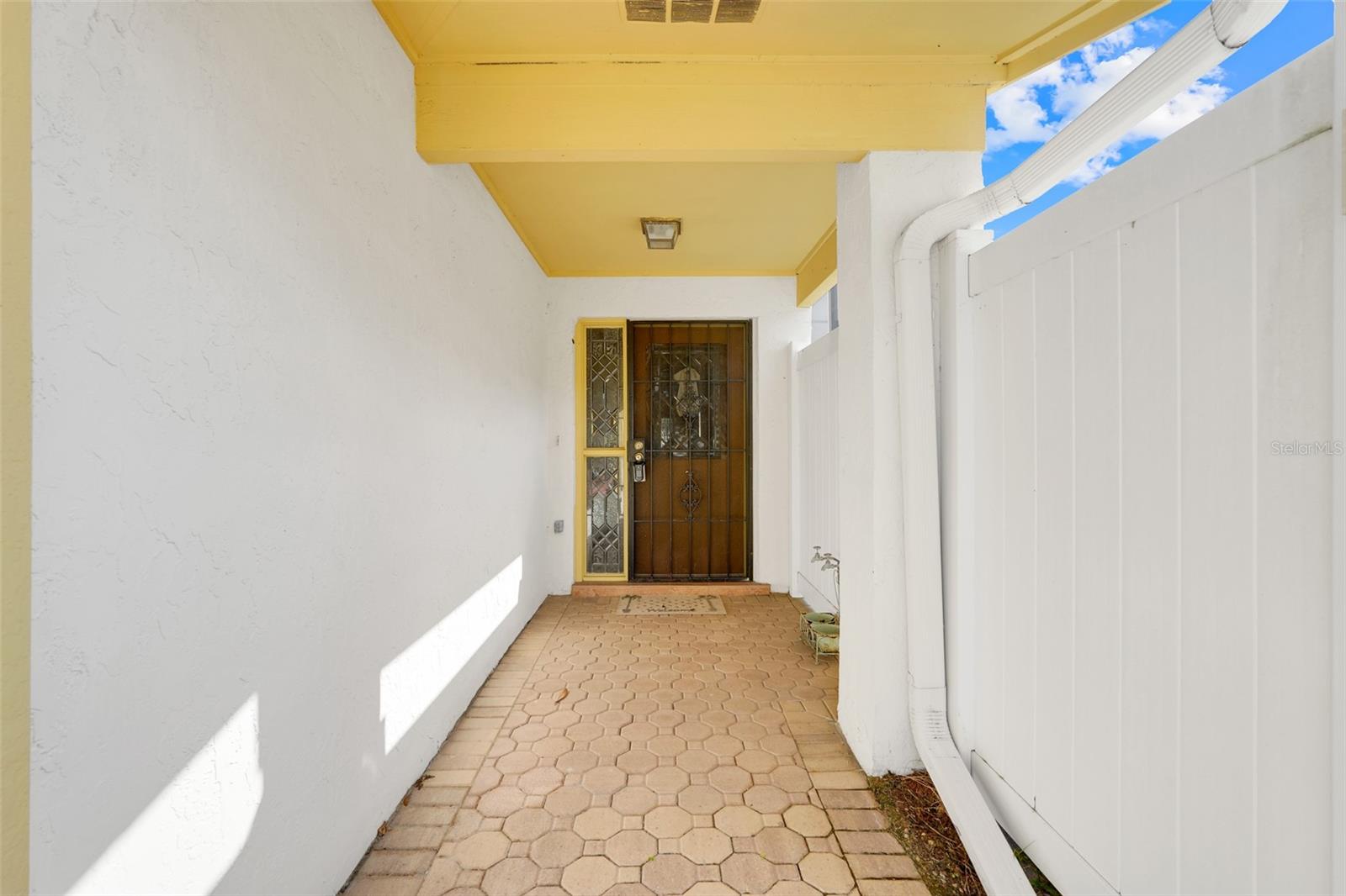 Image 8 of 42 For 2725 Heatherside Avenue