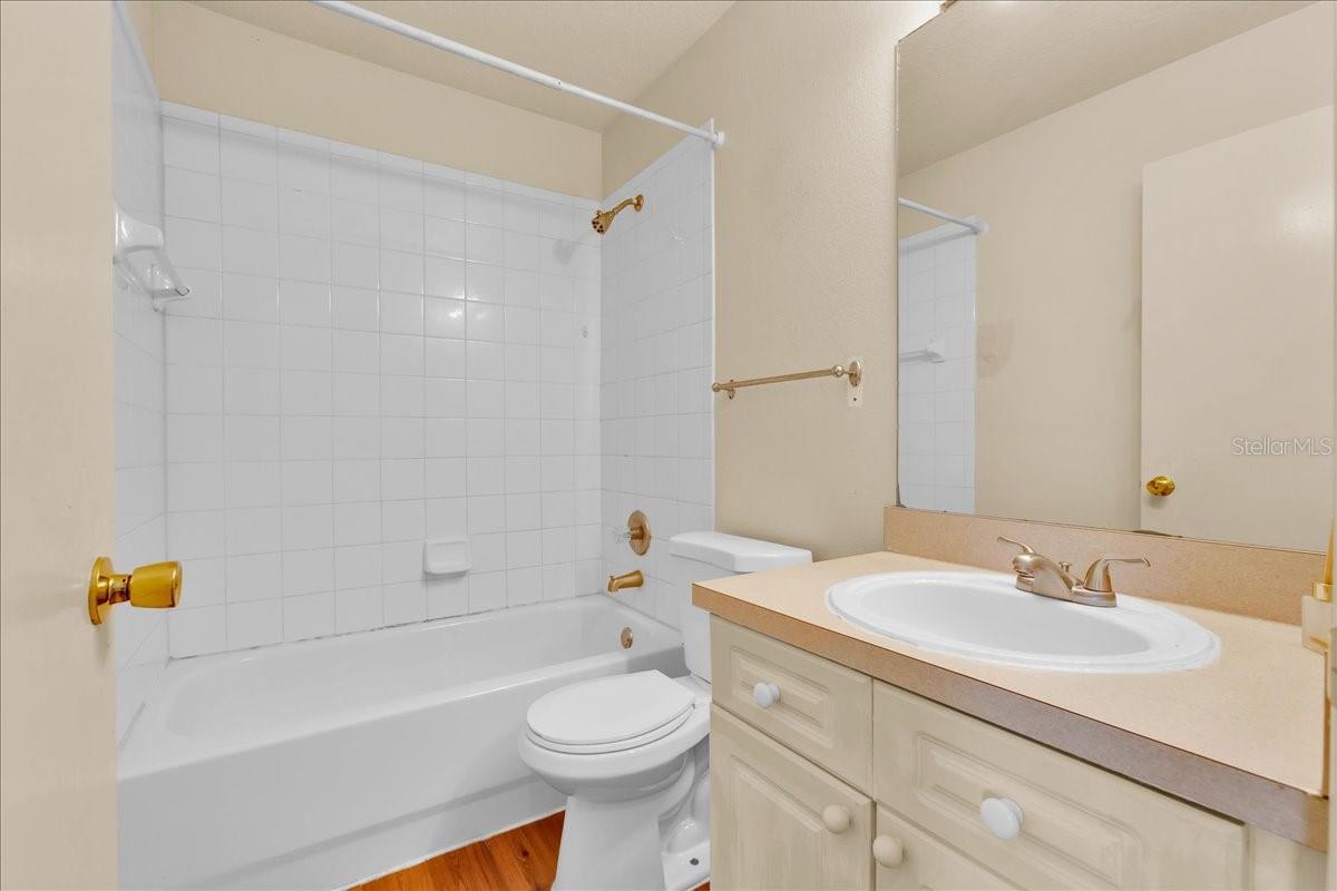 Image 11 of 16 For 271 Caribbean Drive Main Unit