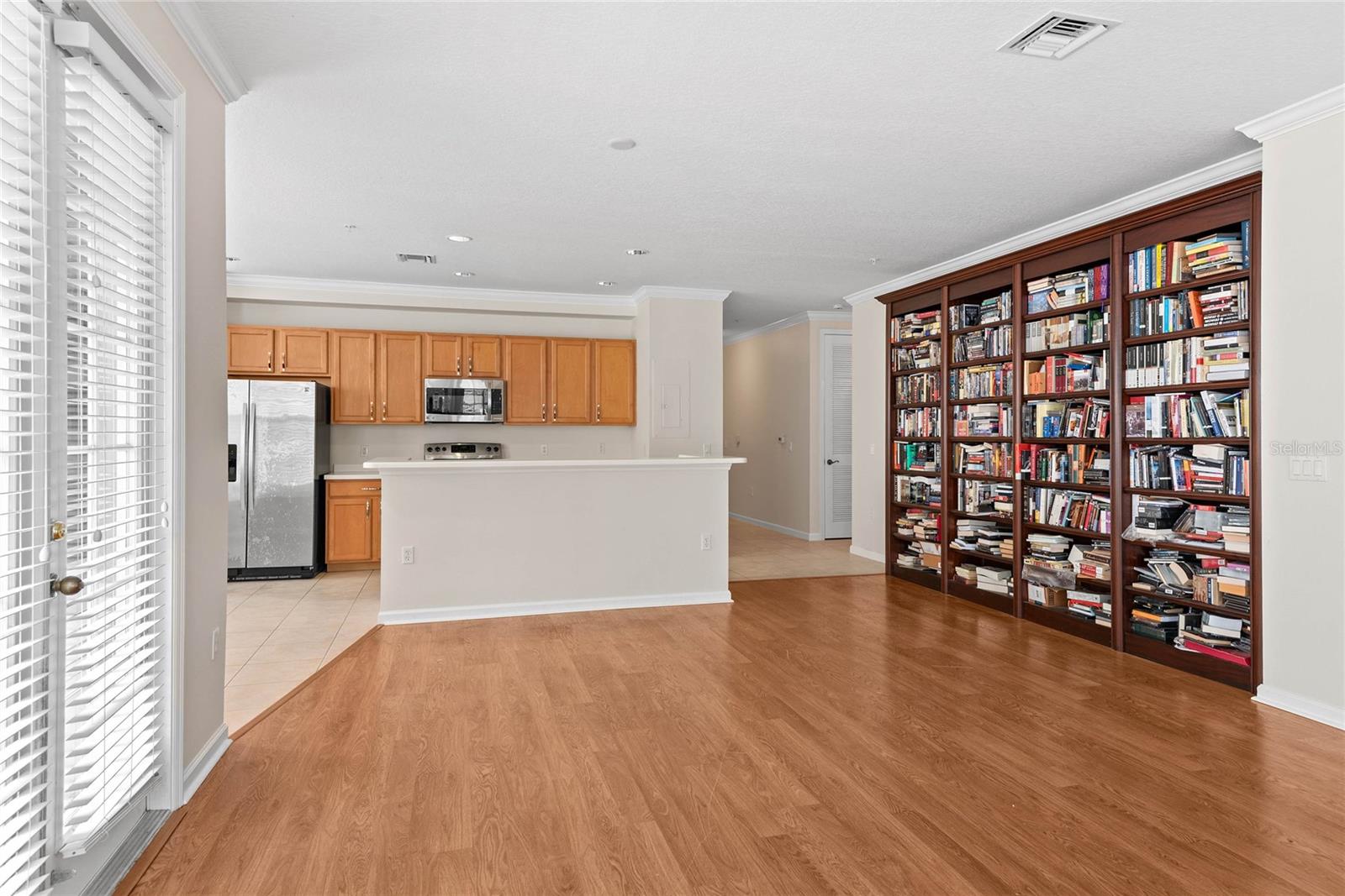 Image 11 of 25 For 4250 Corrine Drive 104