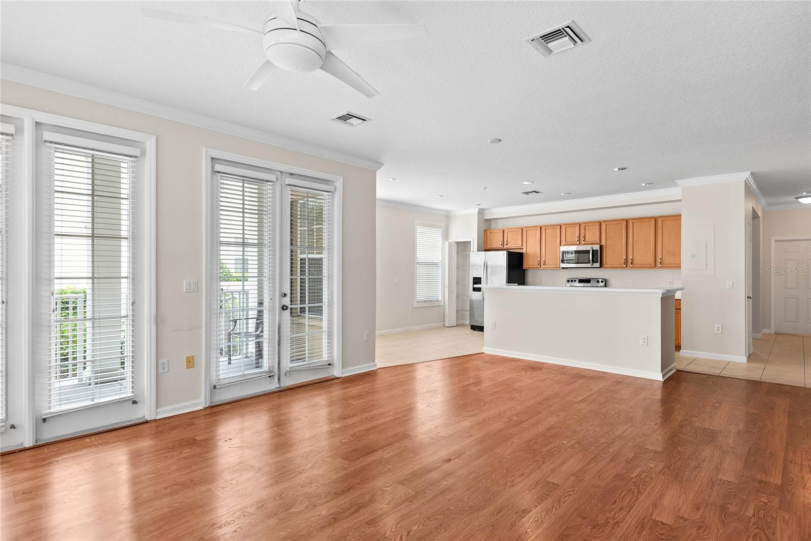 Image 5 of 25 For 4250 Corrine Drive 104