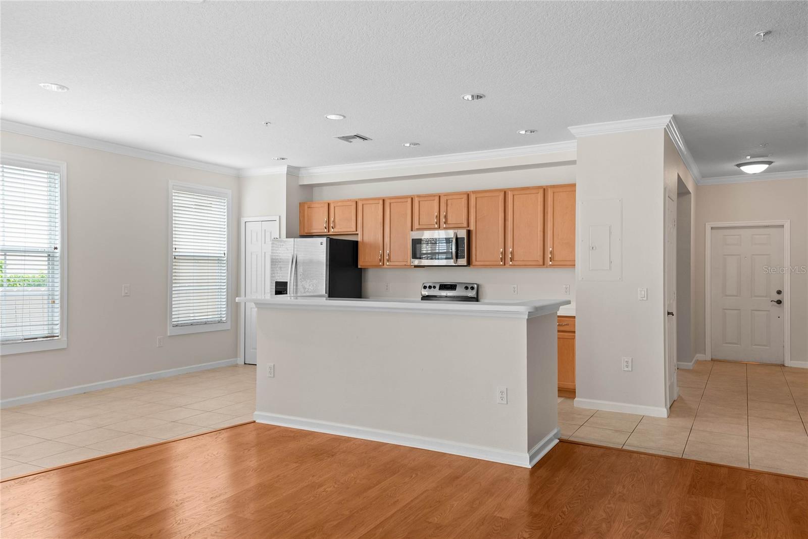 Image 9 of 25 For 4250 Corrine Drive 104