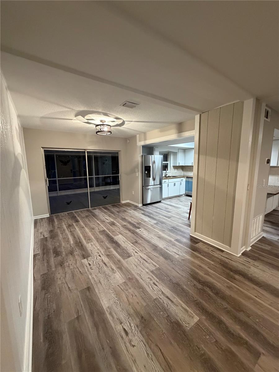 Image 10 of 30 For 509 Baywood Court