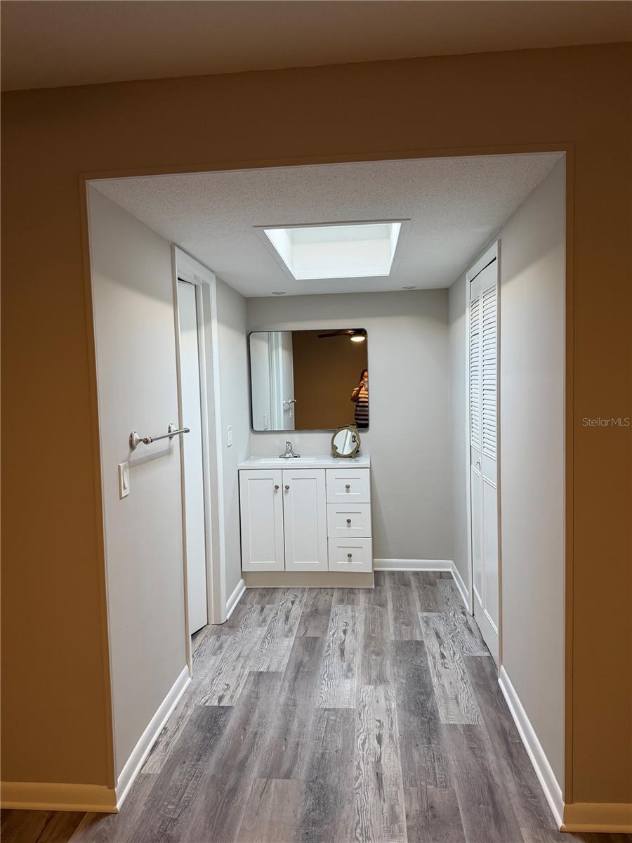 Image 13 of 30 For 509 Baywood Court