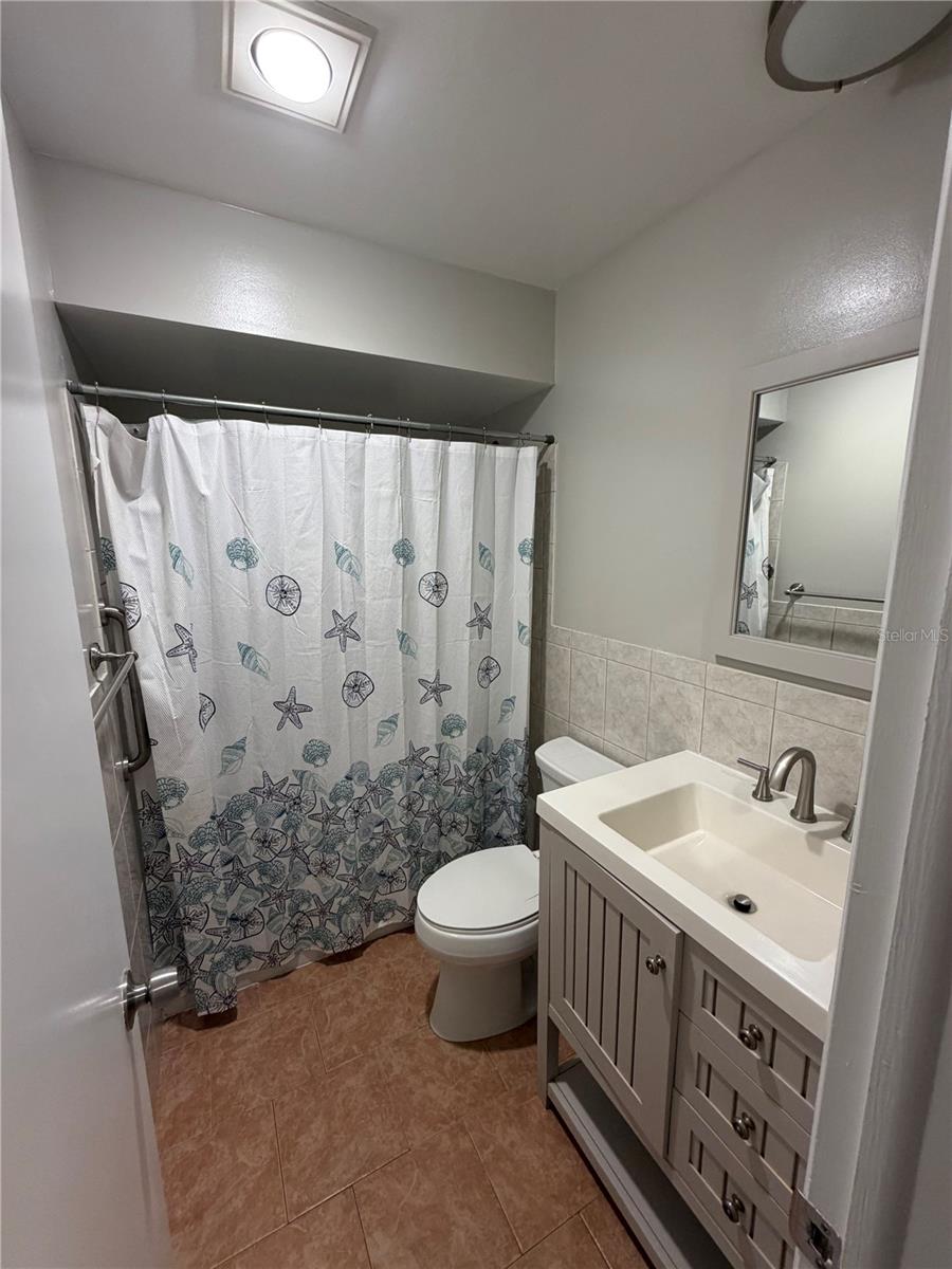 Image 23 of 30 For 509 Baywood Court