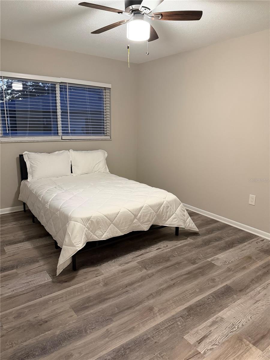 Image 24 of 30 For 509 Baywood Court