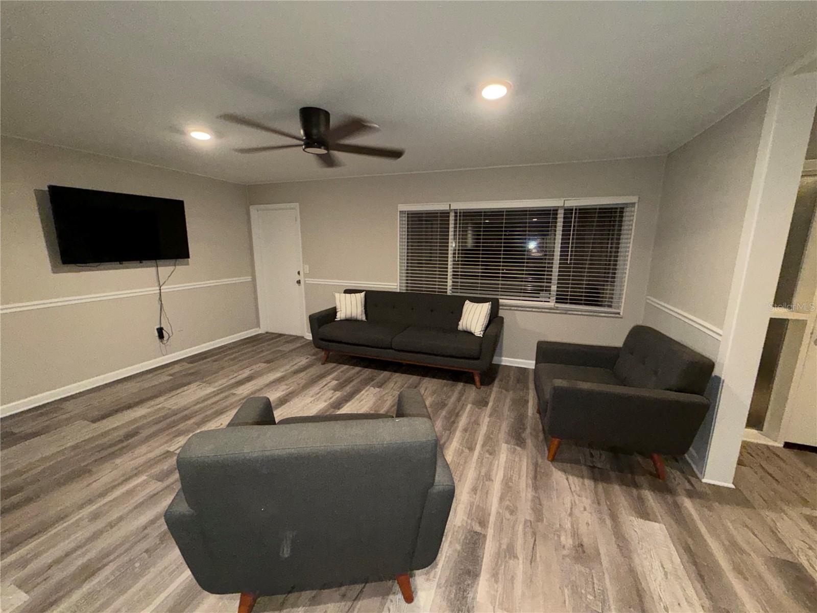 Image 3 of 30 For 509 Baywood Court