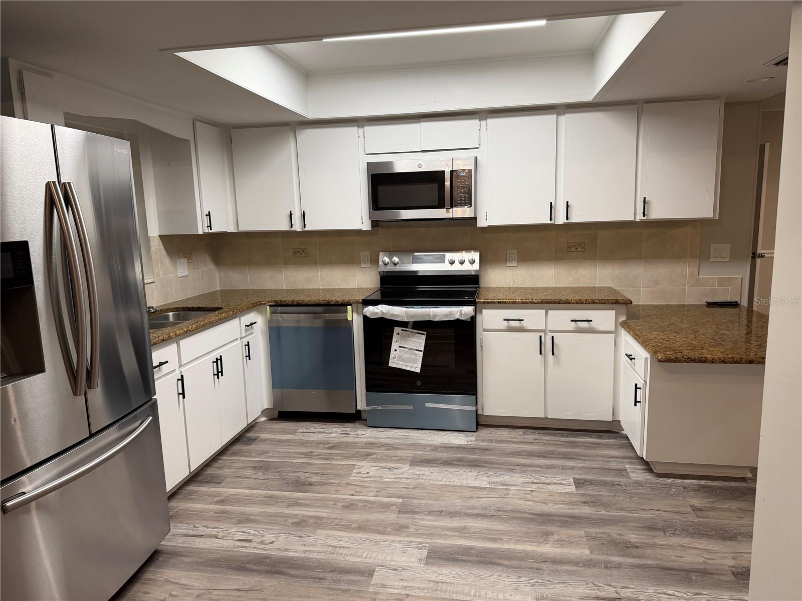 Image 8 of 30 For 509 Baywood Court