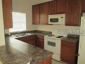 Image 7 of 7 For 3041 Retreat View Circle