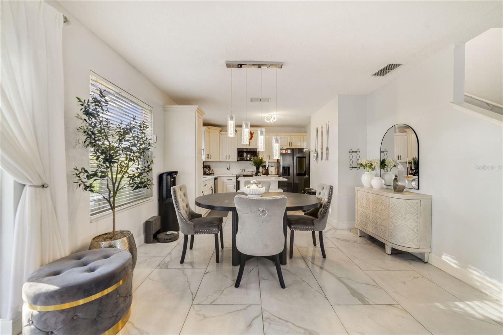 Image 6 of 27 For 14728 Huntley Drive