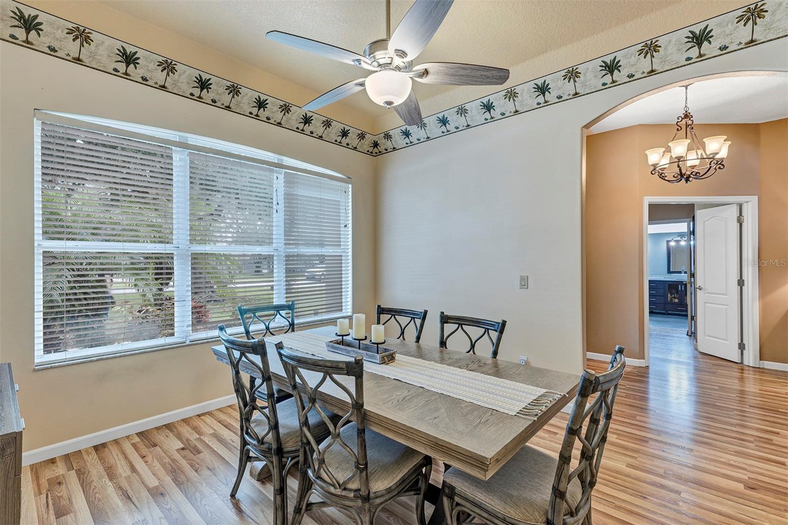 Image 11 of 34 For 380 Speyside Lane