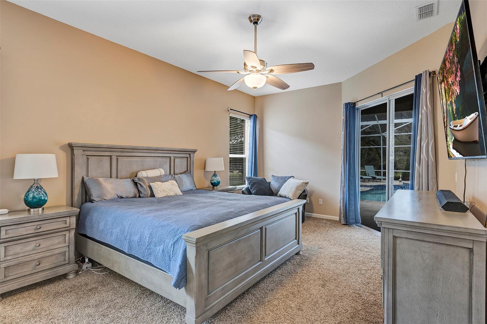 Image 12 of 34 For 380 Speyside Lane