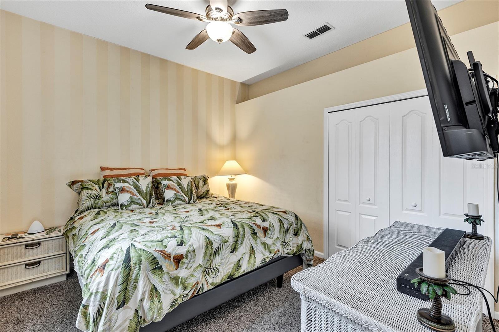 Image 20 of 34 For 380 Speyside Lane