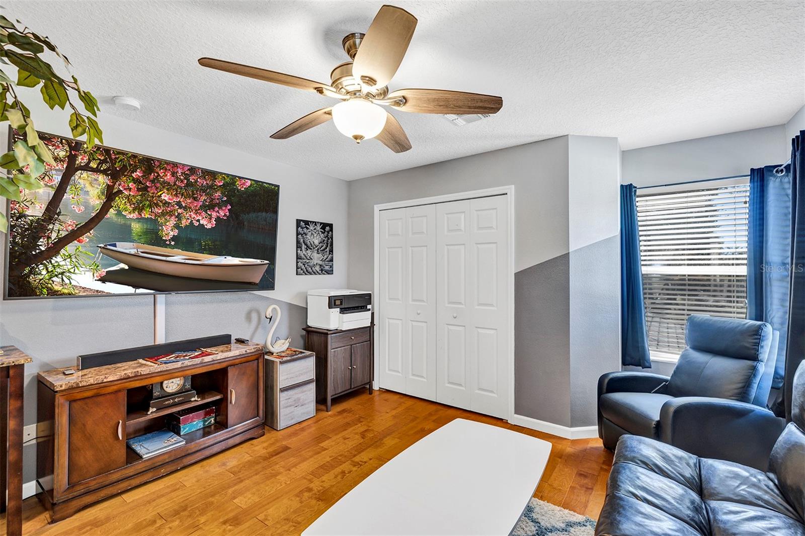 Image 26 of 34 For 380 Speyside Lane