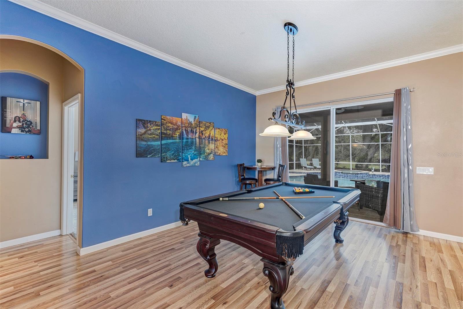 Image 8 of 34 For 380 Speyside Lane