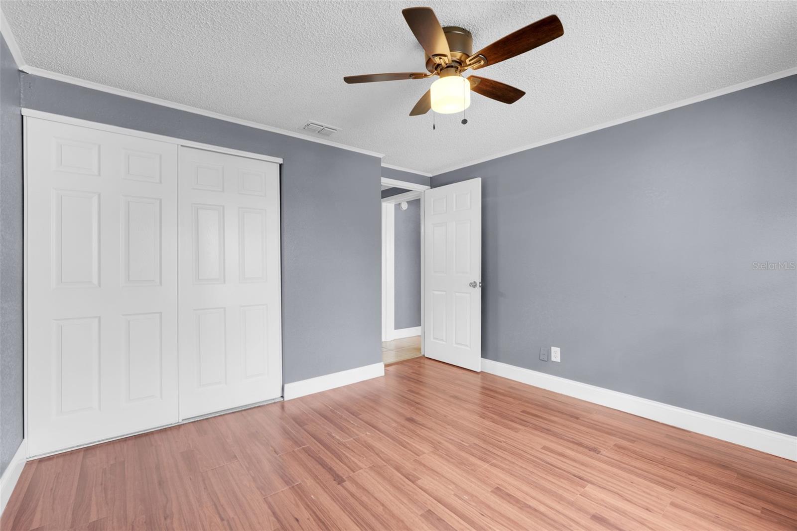 Image 17 of 24 For 722 Eagle Avenue