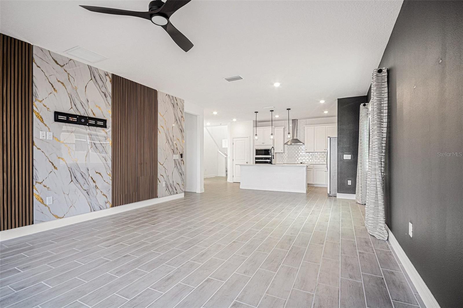 Image 12 of 51 For 2028 Sunshine Peak Drive