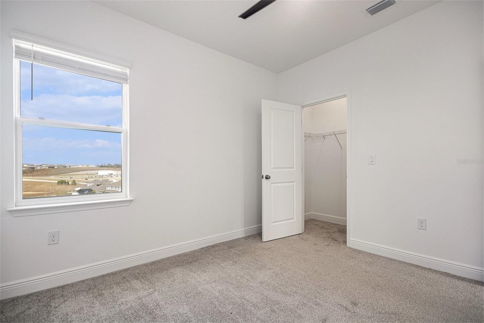 Image 26 of 51 For 2028 Sunshine Peak Drive