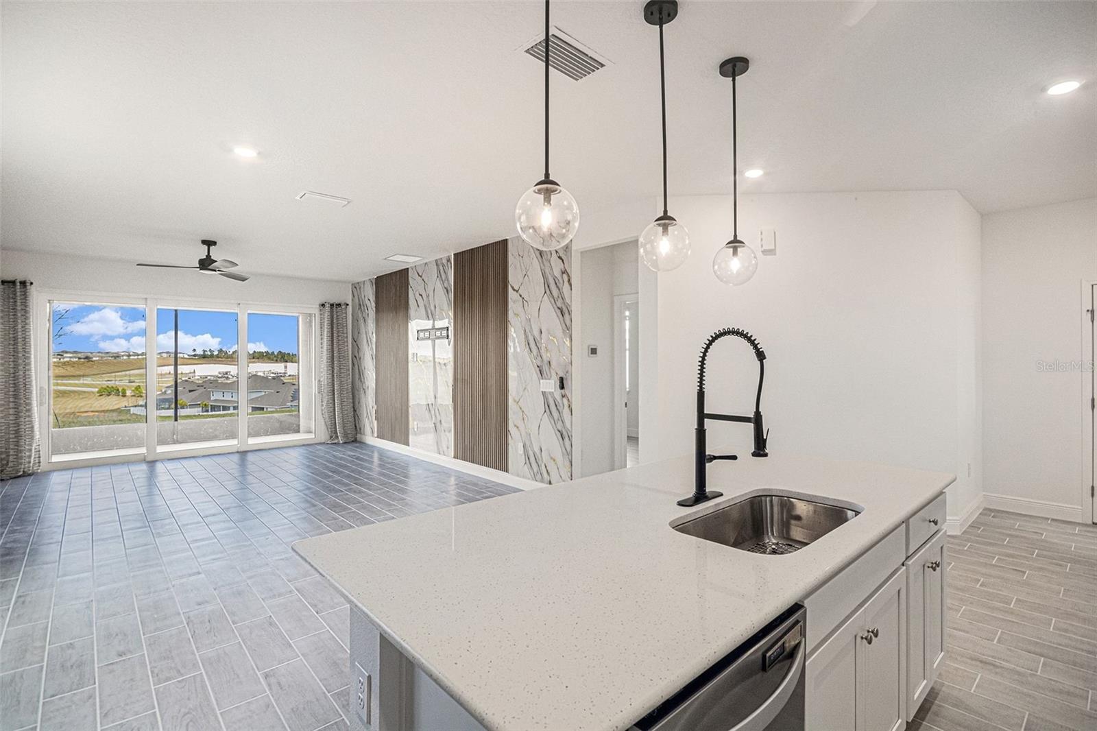 Image 3 of 51 For 2028 Sunshine Peak Drive