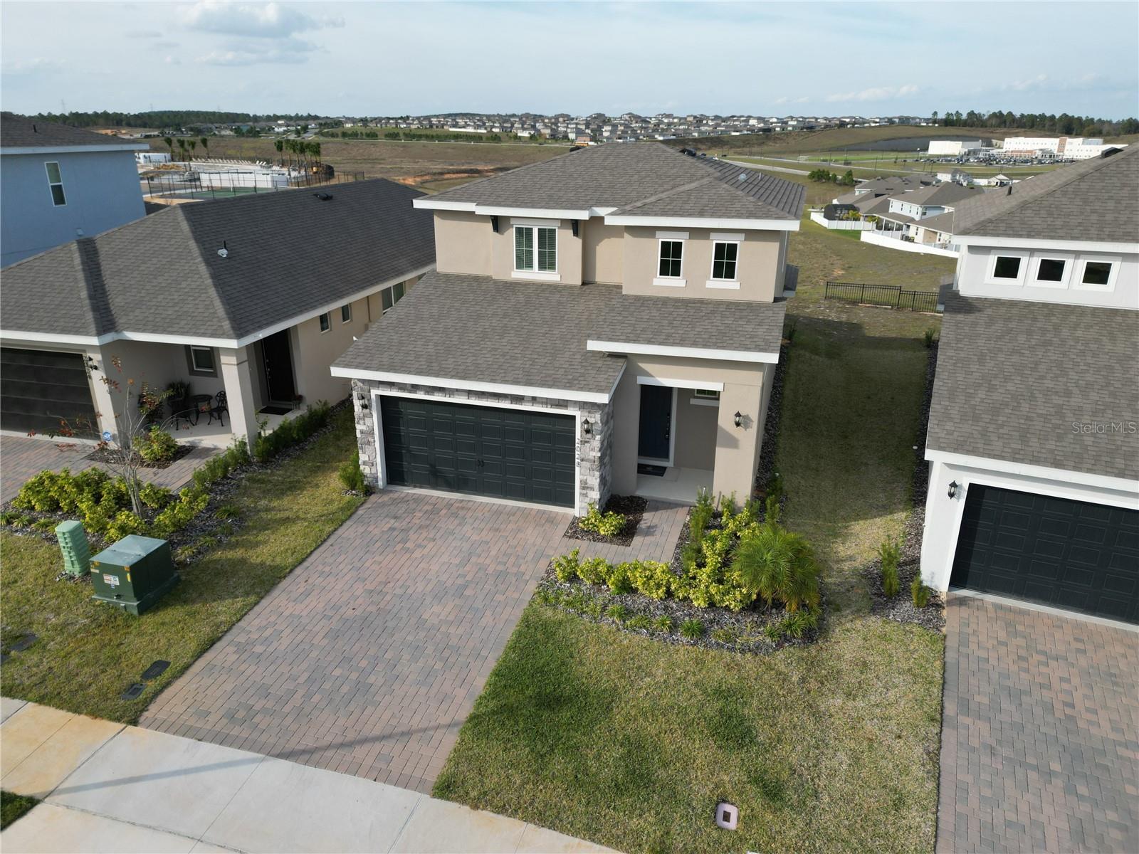 Image 35 of 51 For 2028 Sunshine Peak Drive