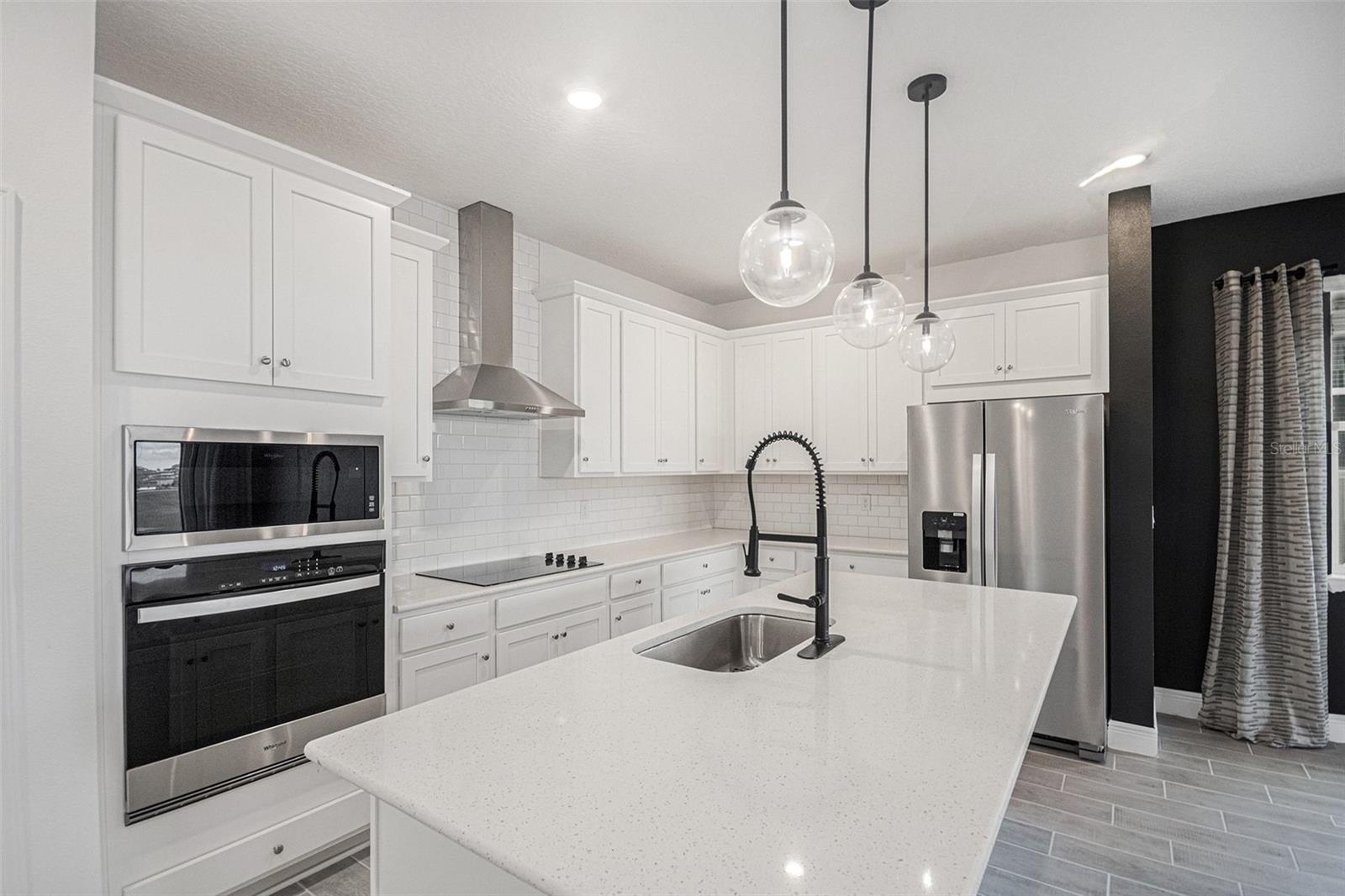 Image 6 of 51 For 2028 Sunshine Peak Drive