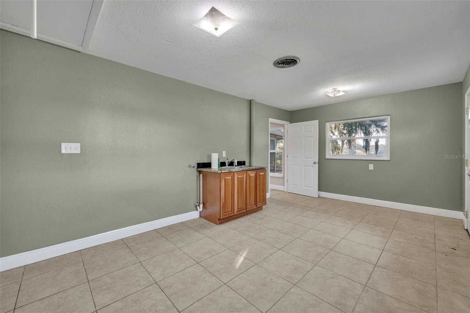 Image 12 of 35 For 119 Lake Drive