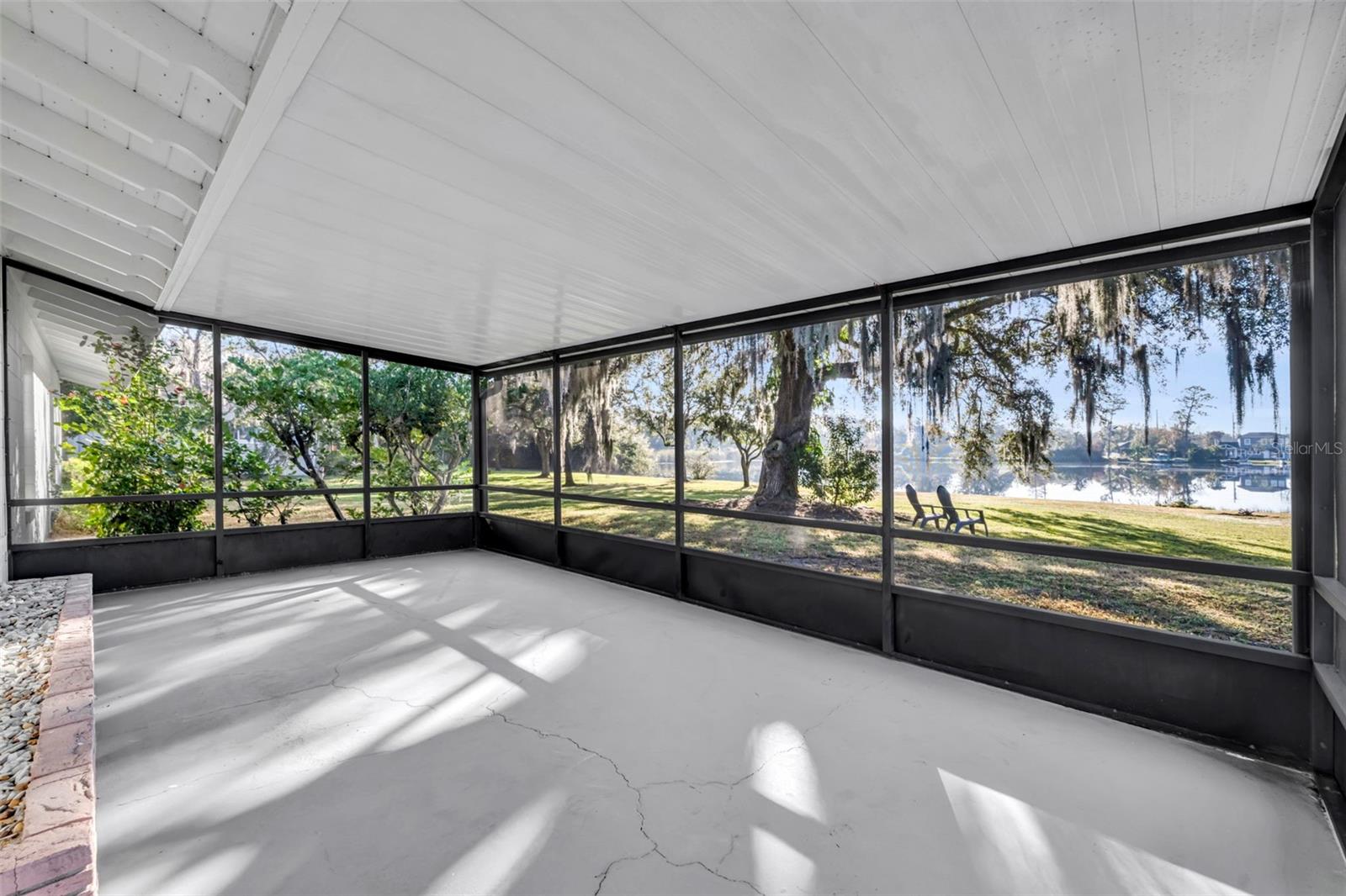 Image 24 of 35 For 119 Lake Drive