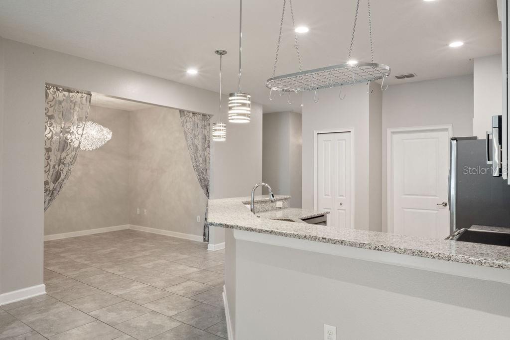 Image 10 of 55 For 3543 Fairwaters Court B