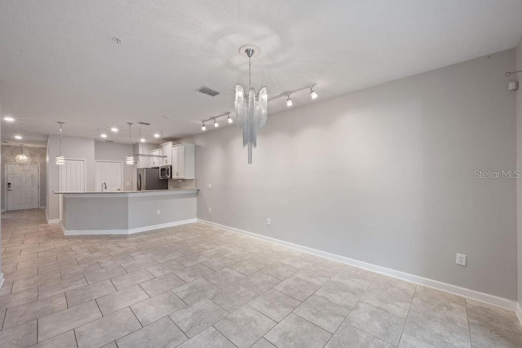 Image 22 of 55 For 3543 Fairwaters Court B