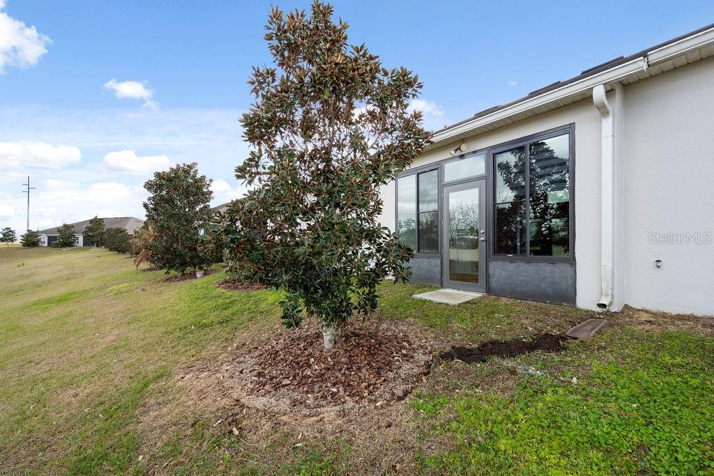 Image 31 of 55 For 3543 Fairwaters Court B