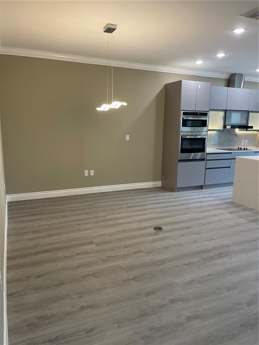 Image 10 of 50 For 1810 Brentwood Court