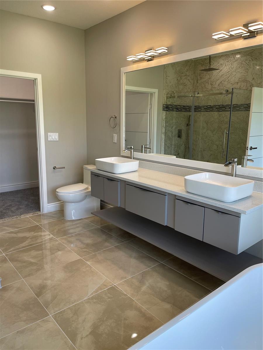 Image 22 of 50 For 1810 Brentwood Court