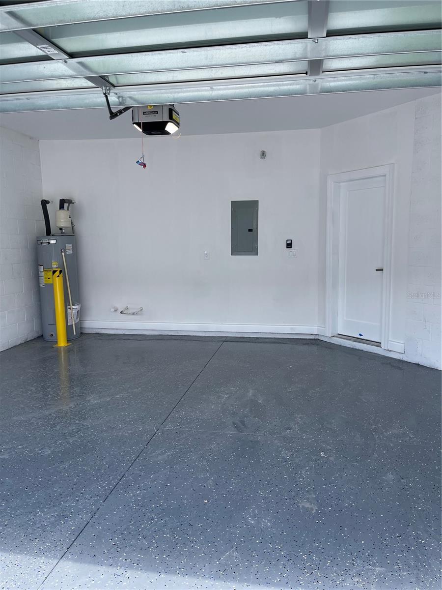 Image 41 of 50 For 1810 Brentwood Court