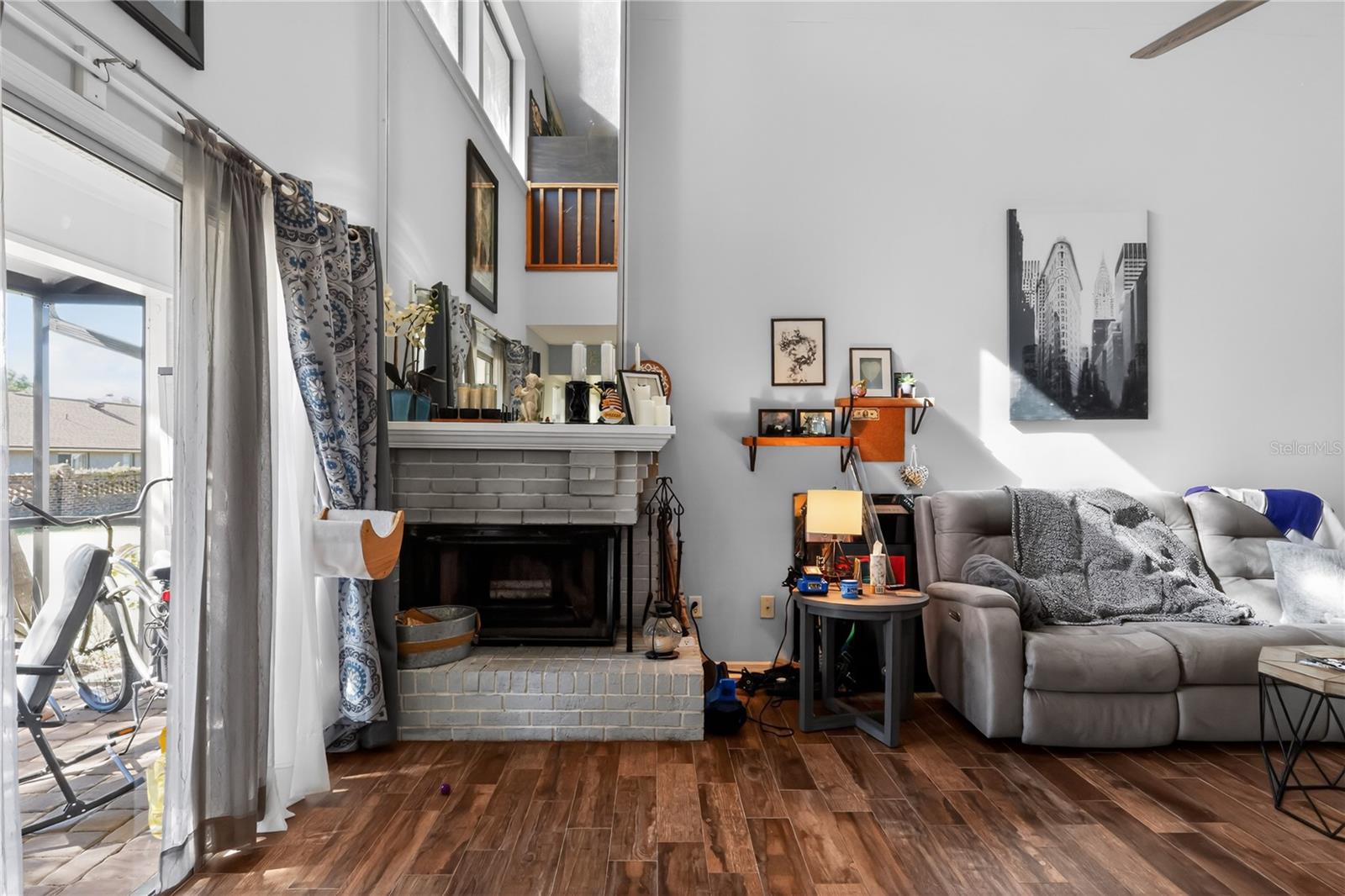 Image 11 of 36 For 4000 Crossroads Place