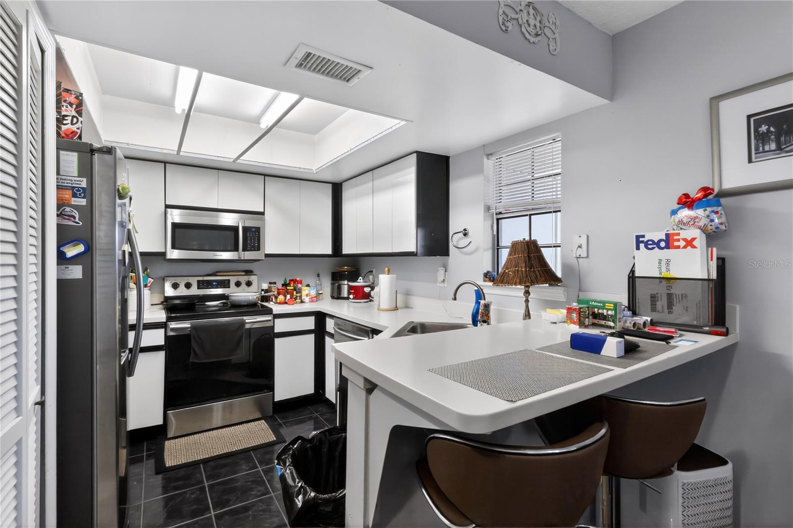 Image 15 of 36 For 4000 Crossroads Place