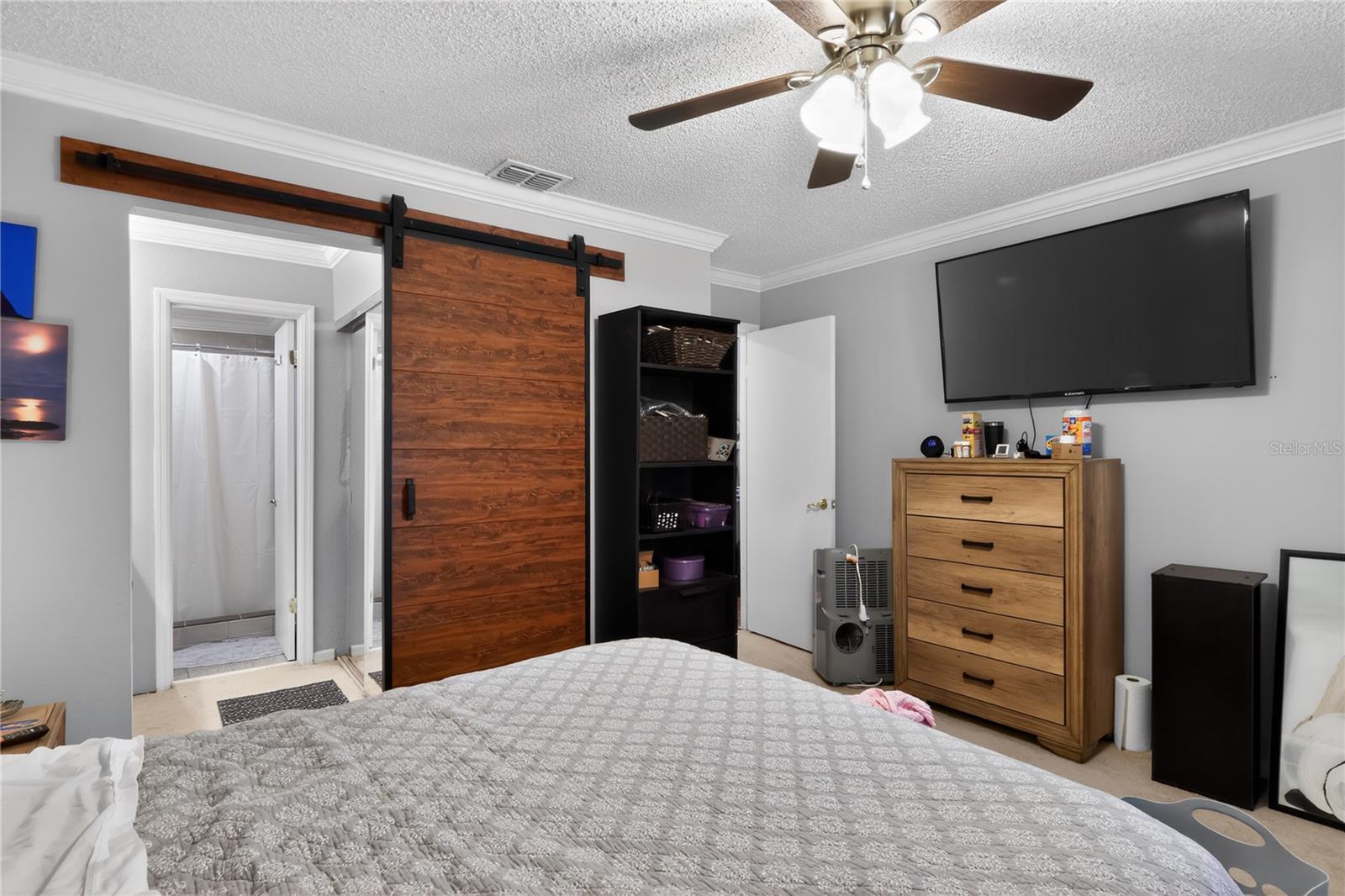 Image 20 of 36 For 4000 Crossroads Place