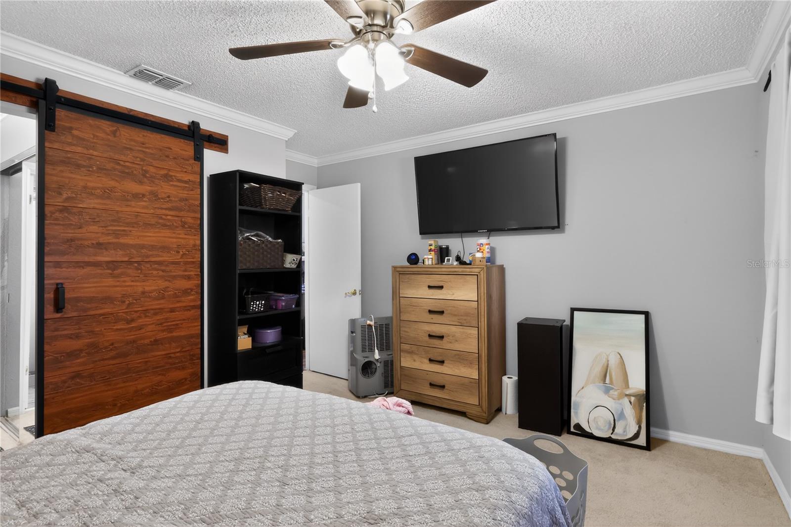 Image 25 of 36 For 4000 Crossroads Place