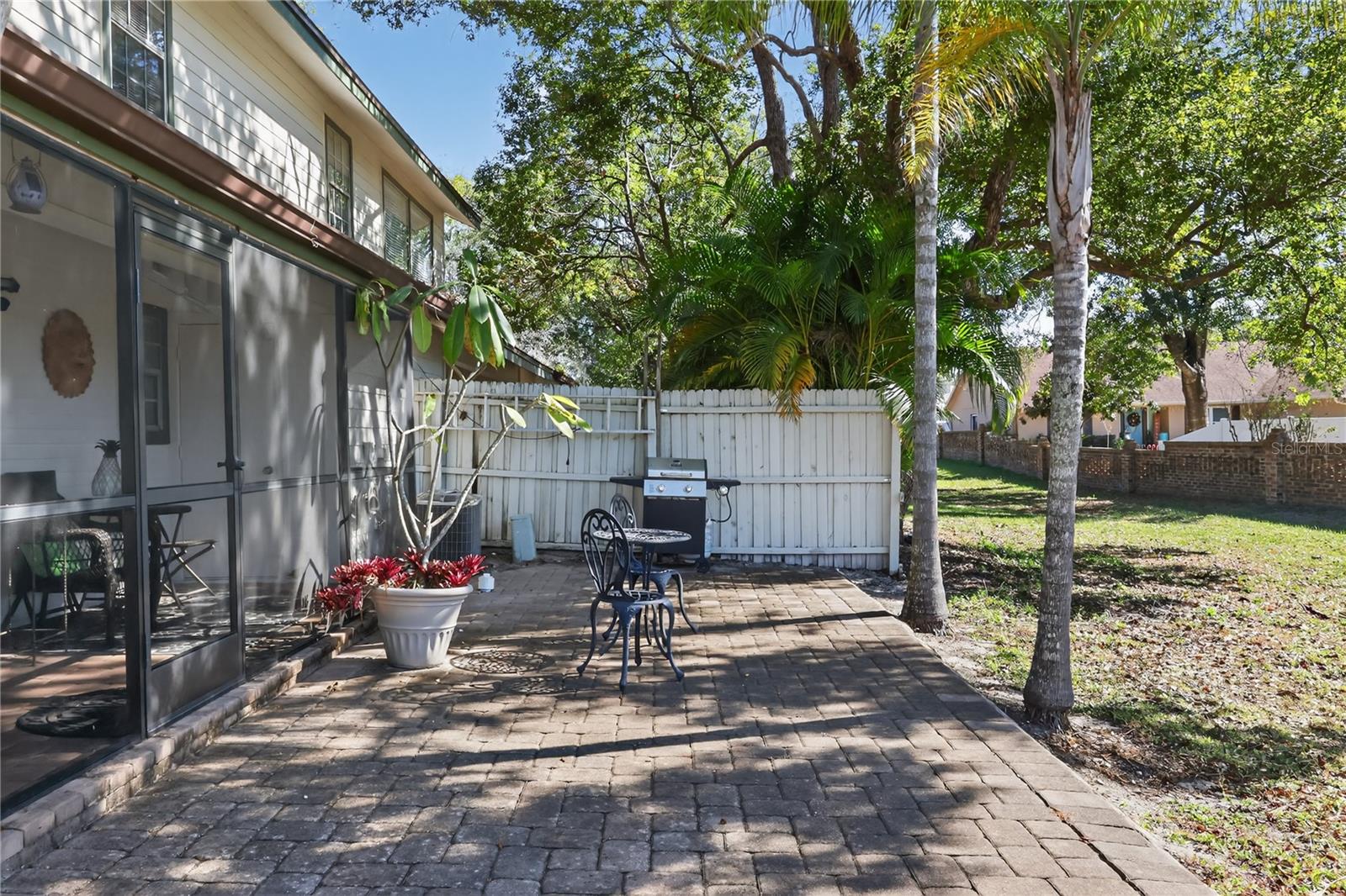 Image 3 of 36 For 4000 Crossroads Place