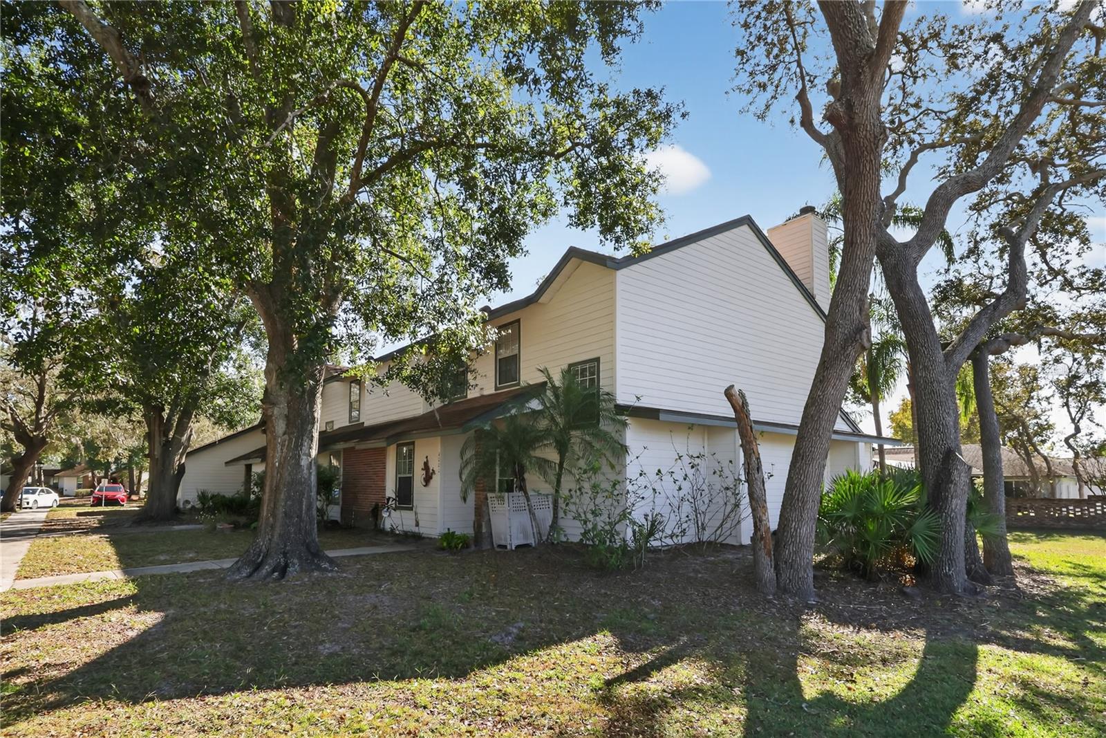 Image 4 of 36 For 4000 Crossroads Place