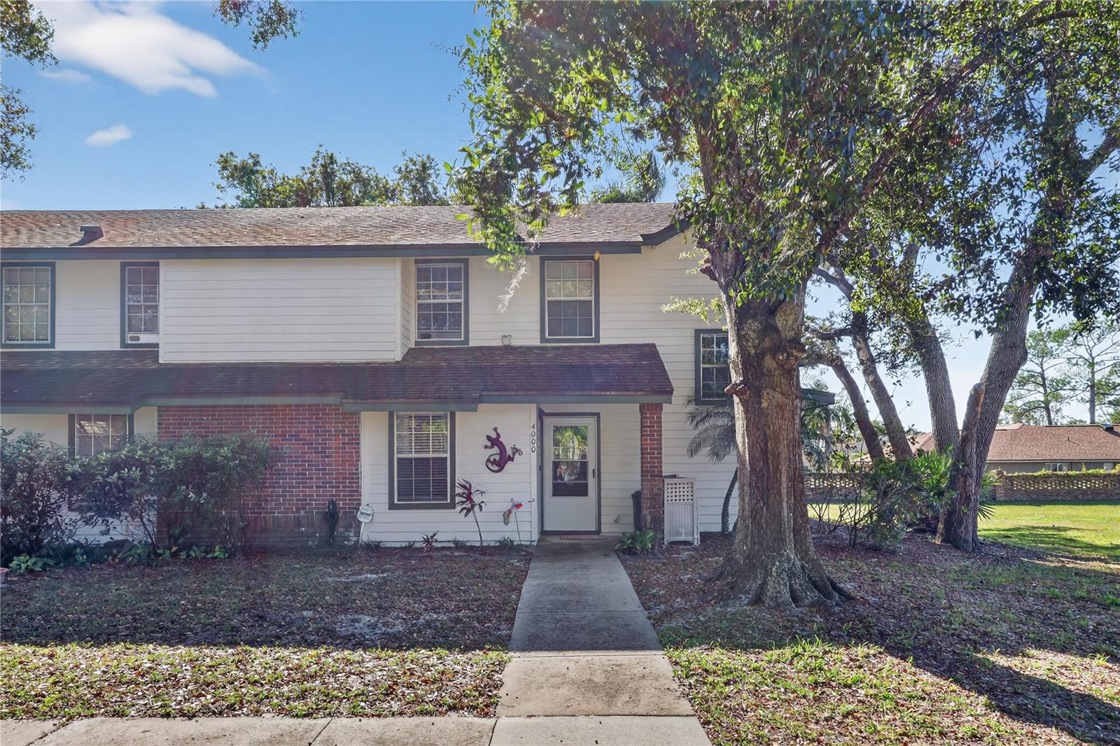 Image 6 of 36 For 4000 Crossroads Place