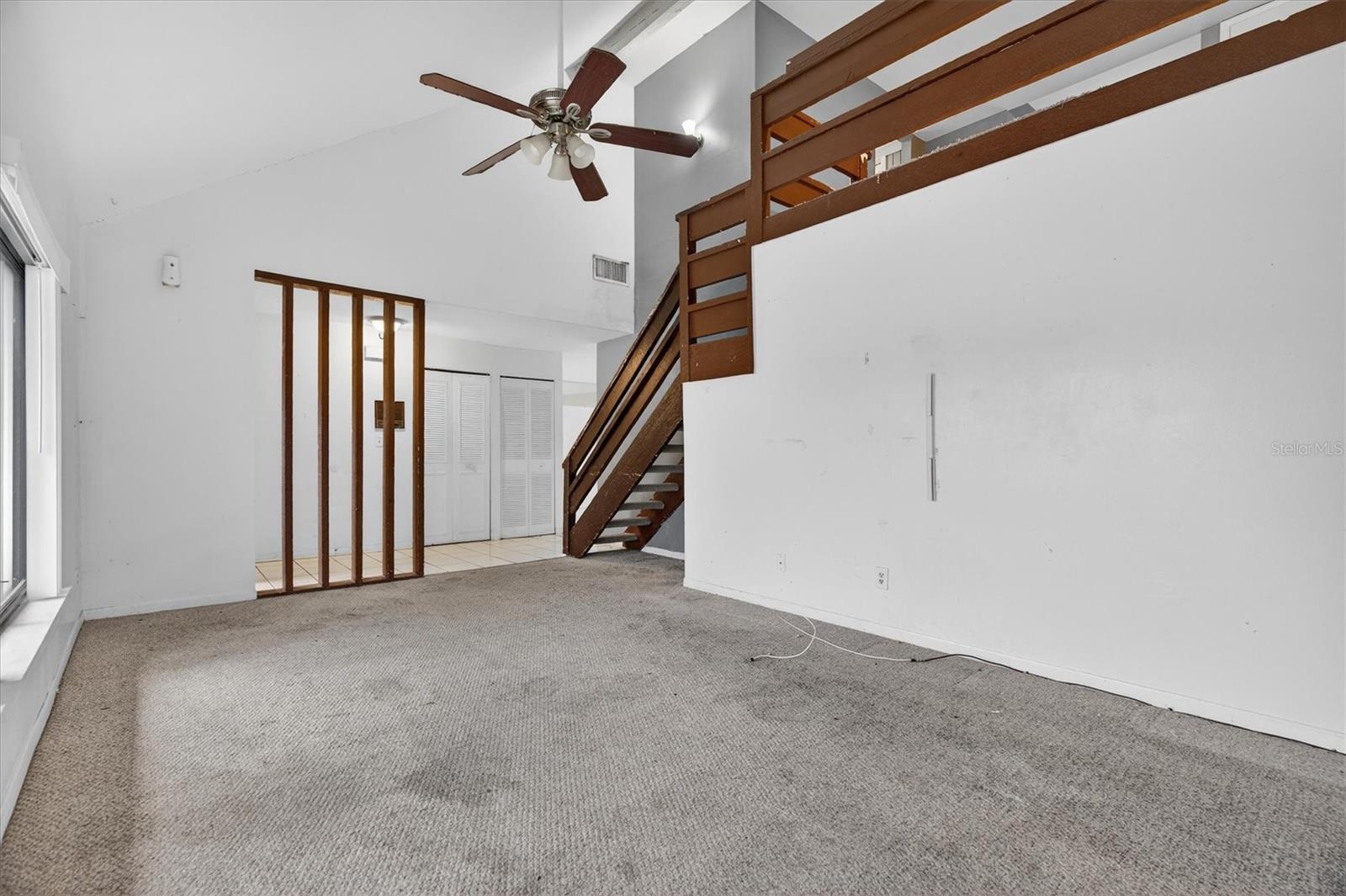 Image 10 of 38 For 230 Orienta Point Street 230