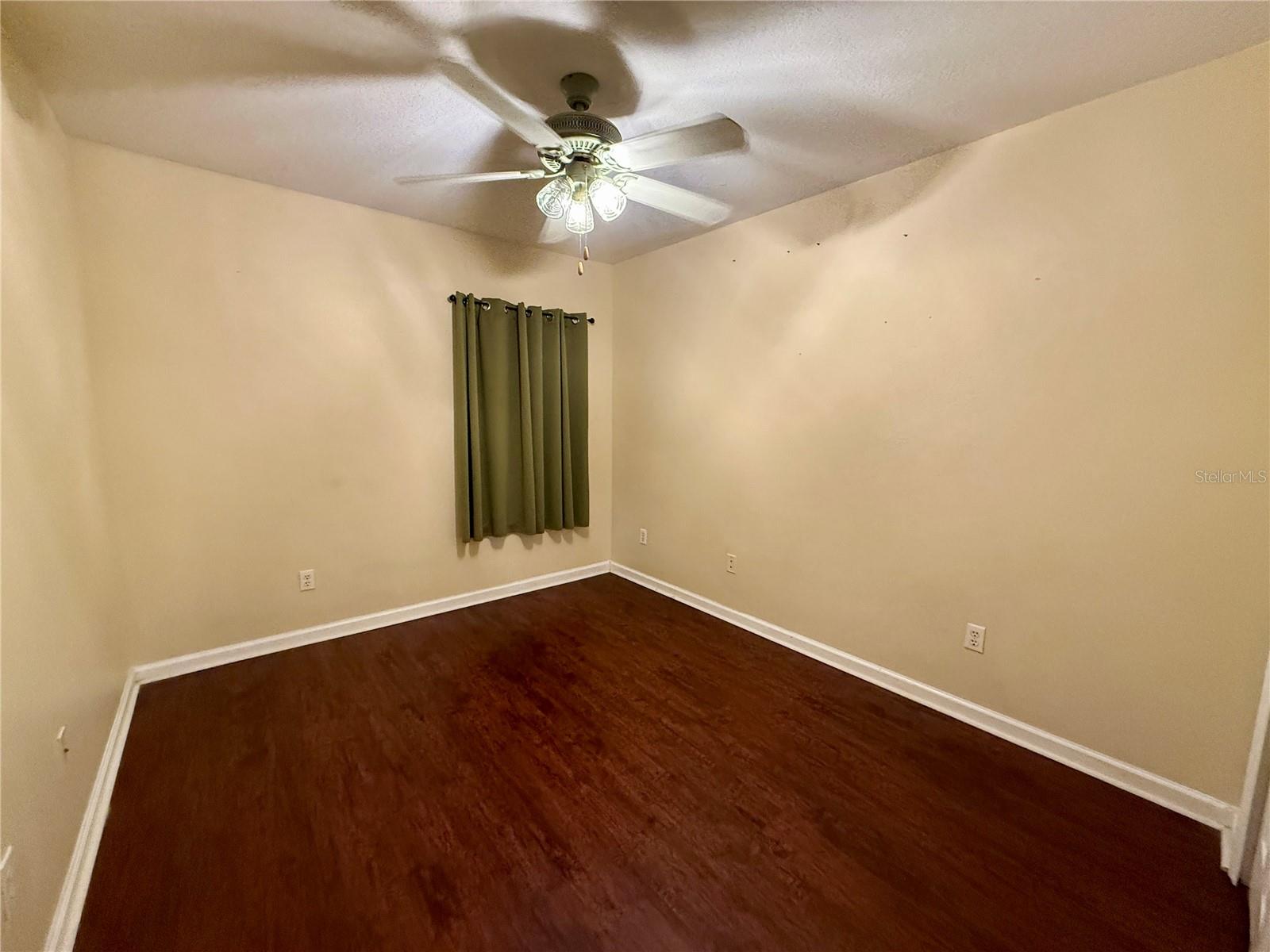 Image 12 of 15 For 16677 Cedar Crest