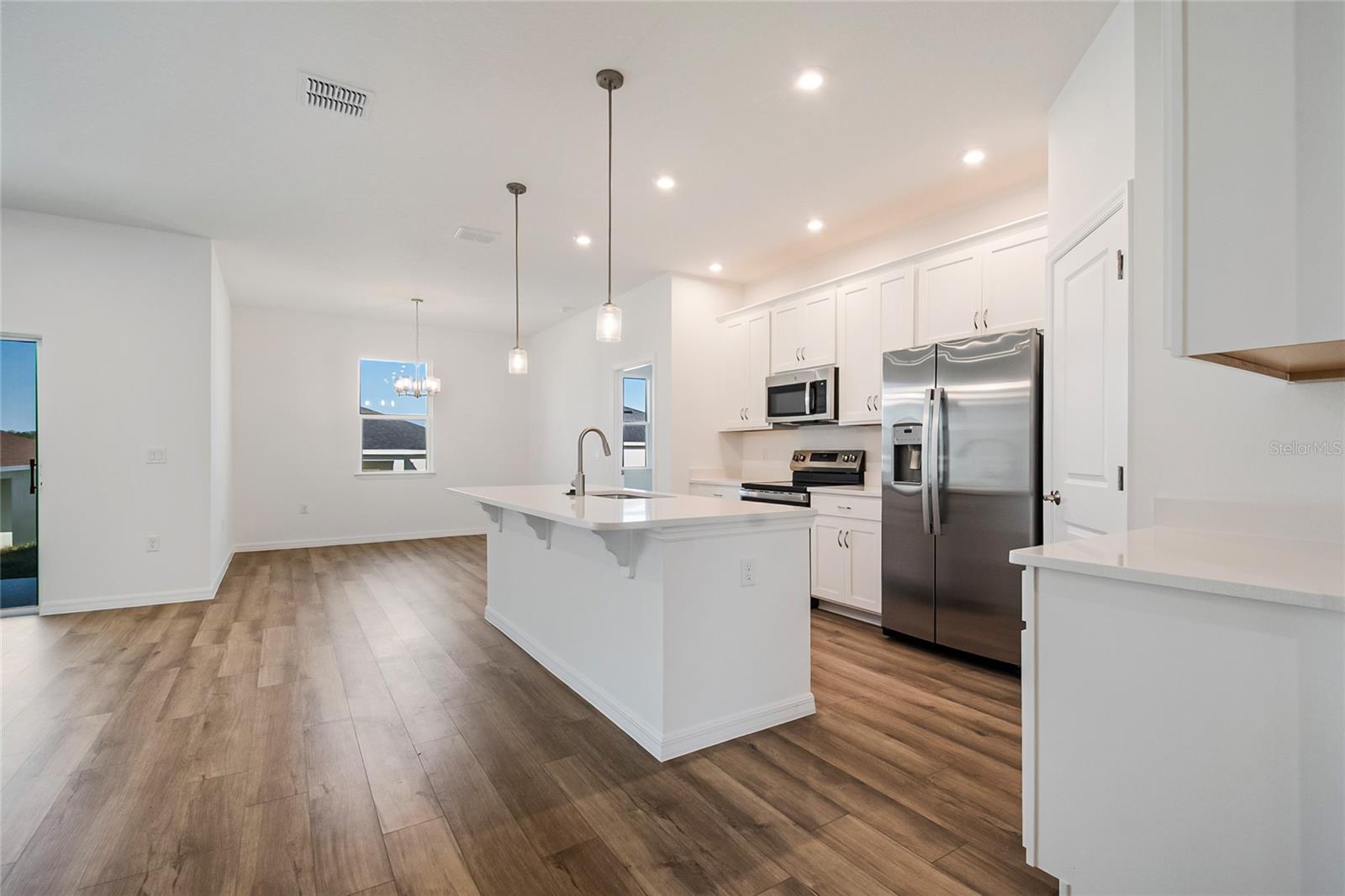 Image 15 of 38 For 434 Eventide Avenue